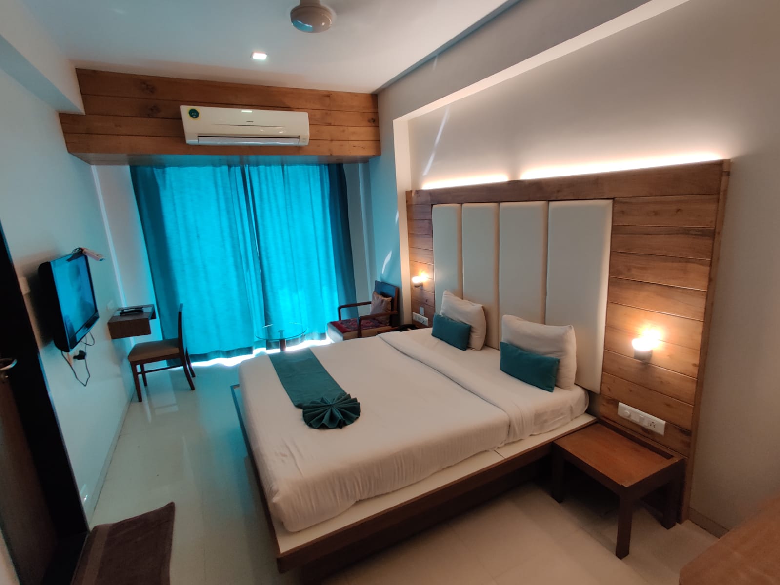 Hotel Sea Fans              | Deluxe Room – Sea facing